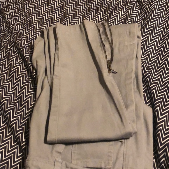 Jeans - Picture 2 of 3